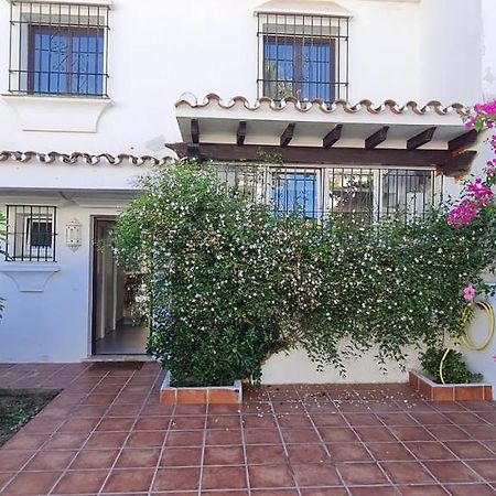 Maison Marbella Proche De La Mer Bagian luar foto