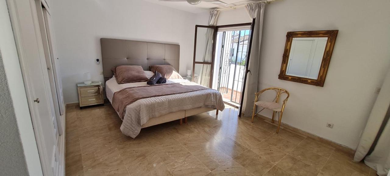 Maison Marbella Proche De La Mer Bagian luar foto