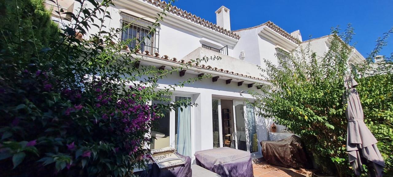 Maison Marbella Proche De La Mer Bagian luar foto