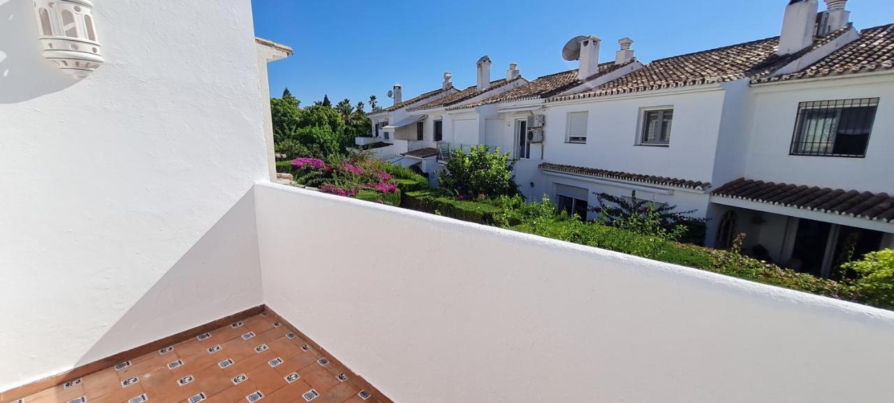 Maison Marbella Proche De La Mer Bagian luar foto